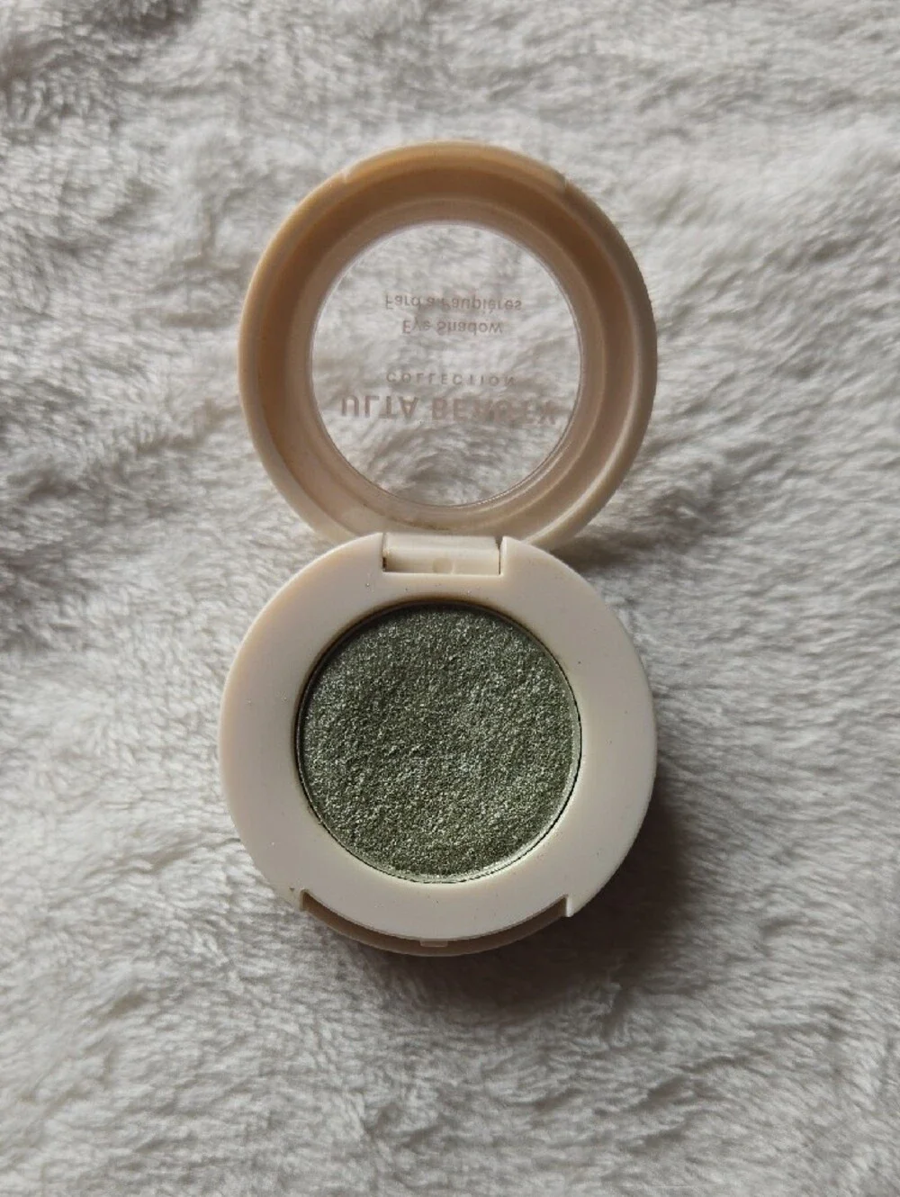 Ulta Beauty Shimmer Olive Green Eyeshadow